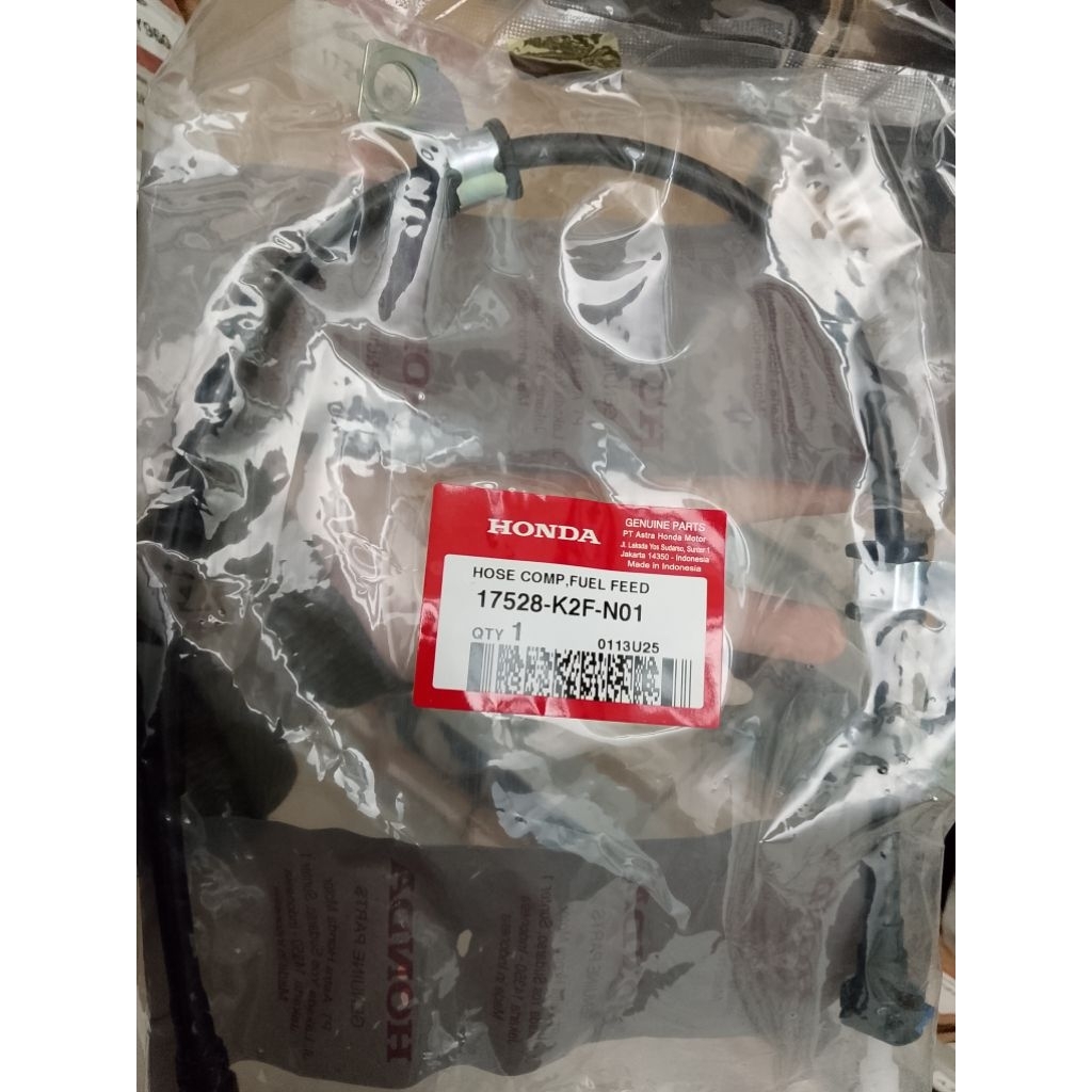 17528K2FN01 Selang Bensin Selang Fuelpump Honda SCOOPY 2021-2023 Hose Comp Fuel Feed 17528-K2F-N01