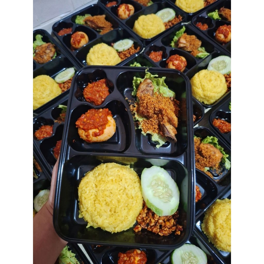 NASI KOTAK/NASI KUNING/RICE BOX (Halal)