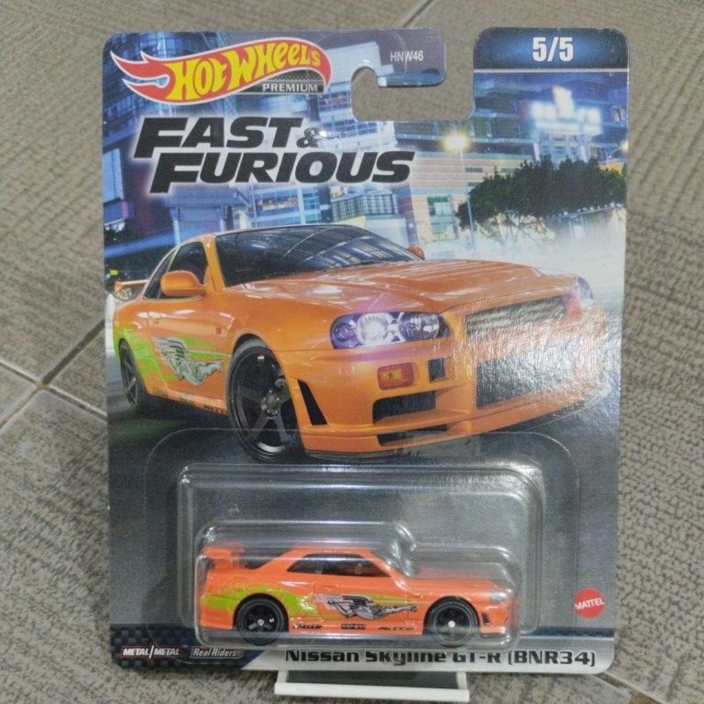 HOT WHEELS PREMIUM NISSAN SKYLINE R34 (33)