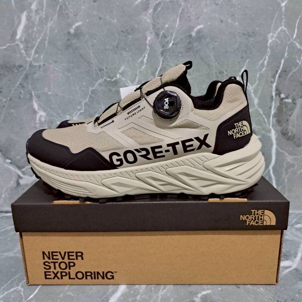 Sepatu Hiking TNF BOA Goretex Sand Black