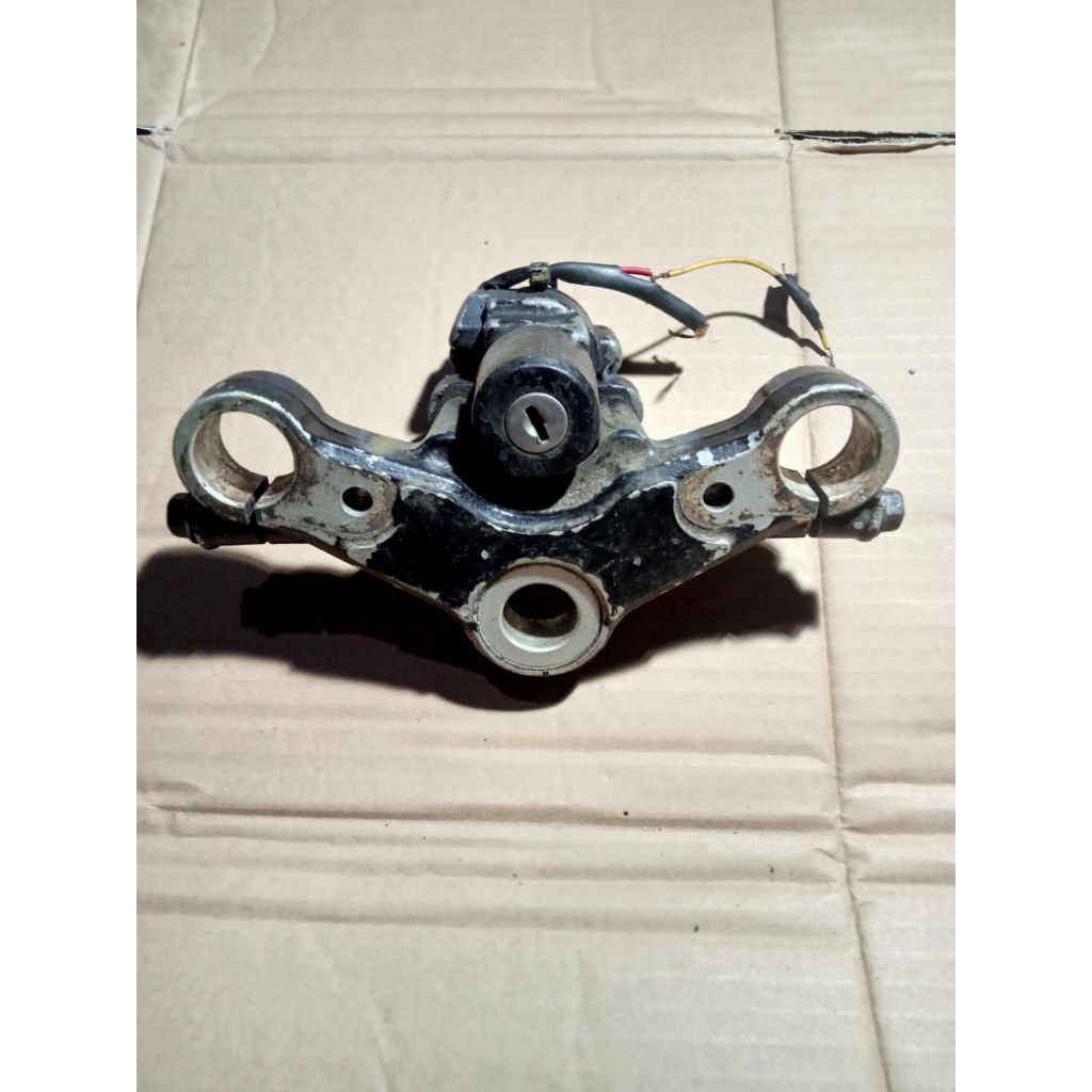 segitiga atas sujuki Satria Fu original