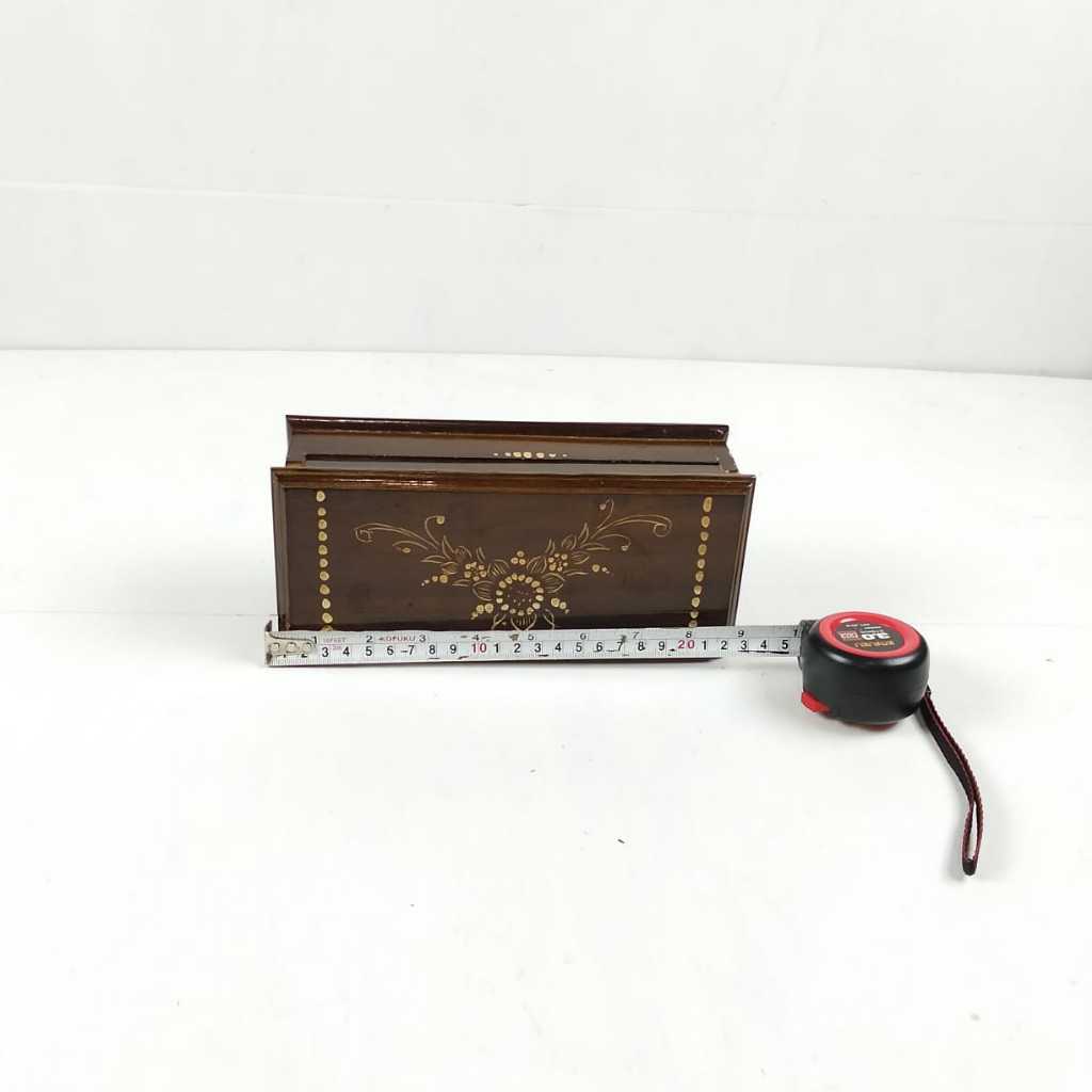 Kotak Tempat  Perhiasan  / Kayu Jati Klasik /Motif Ukir Jepara