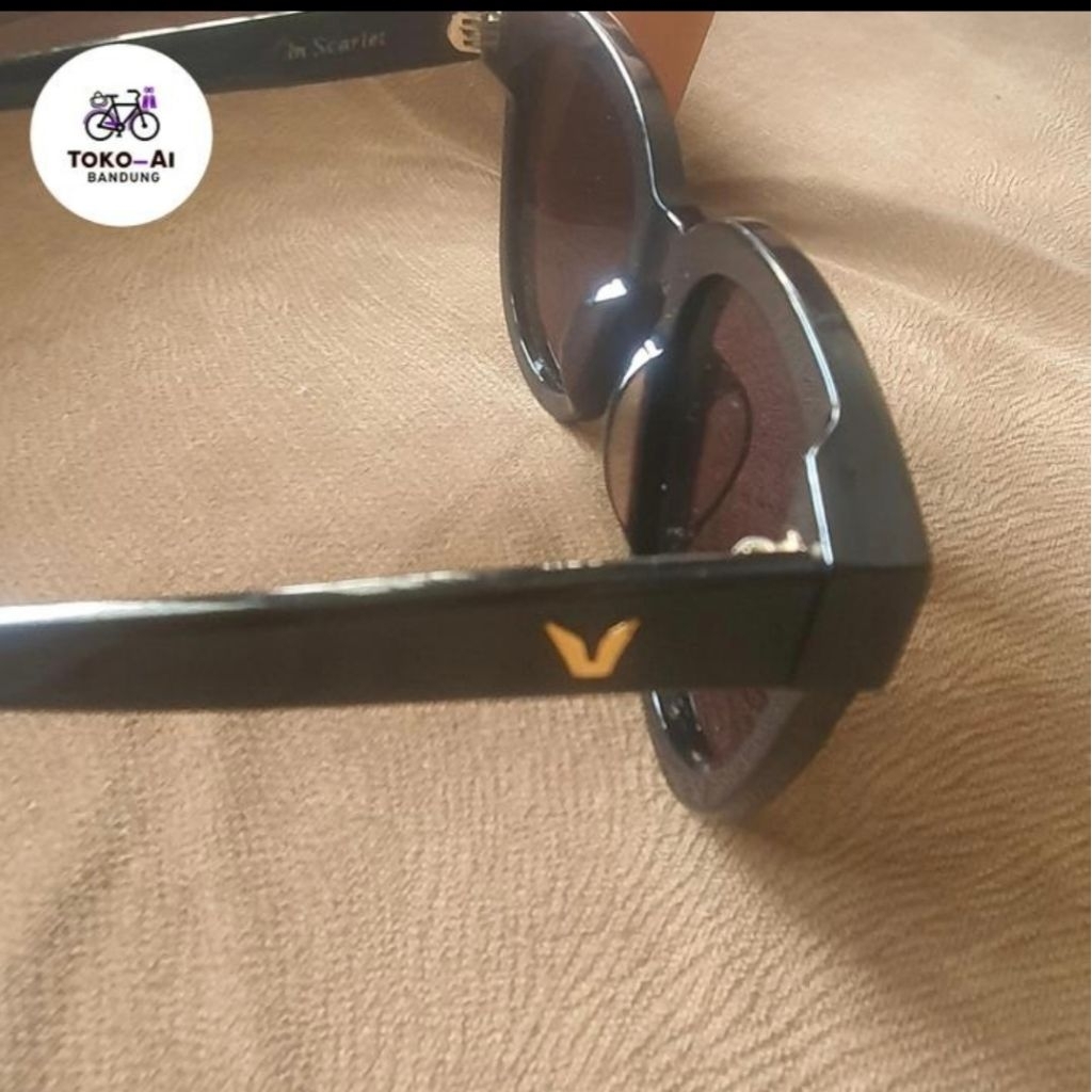 Sunglasses GENTLE MONSTER (PreLoved)