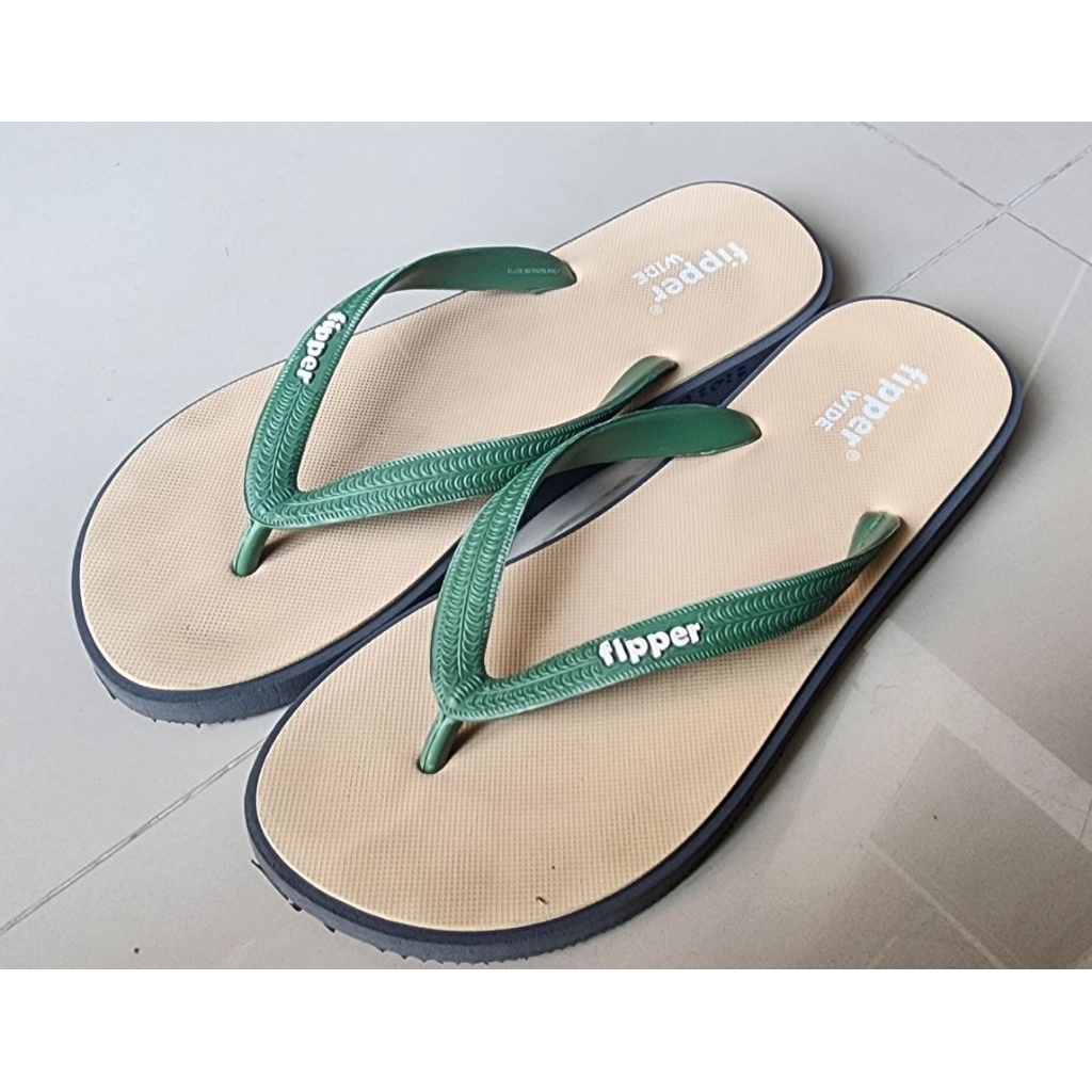 Sandal Jepit - Fipper Wide - Size UK 11 (Second)