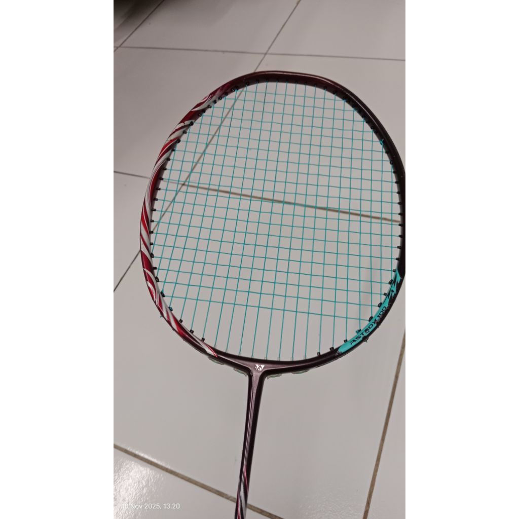 Yonex Astrox 100zz original SP ada Minus (preloved)