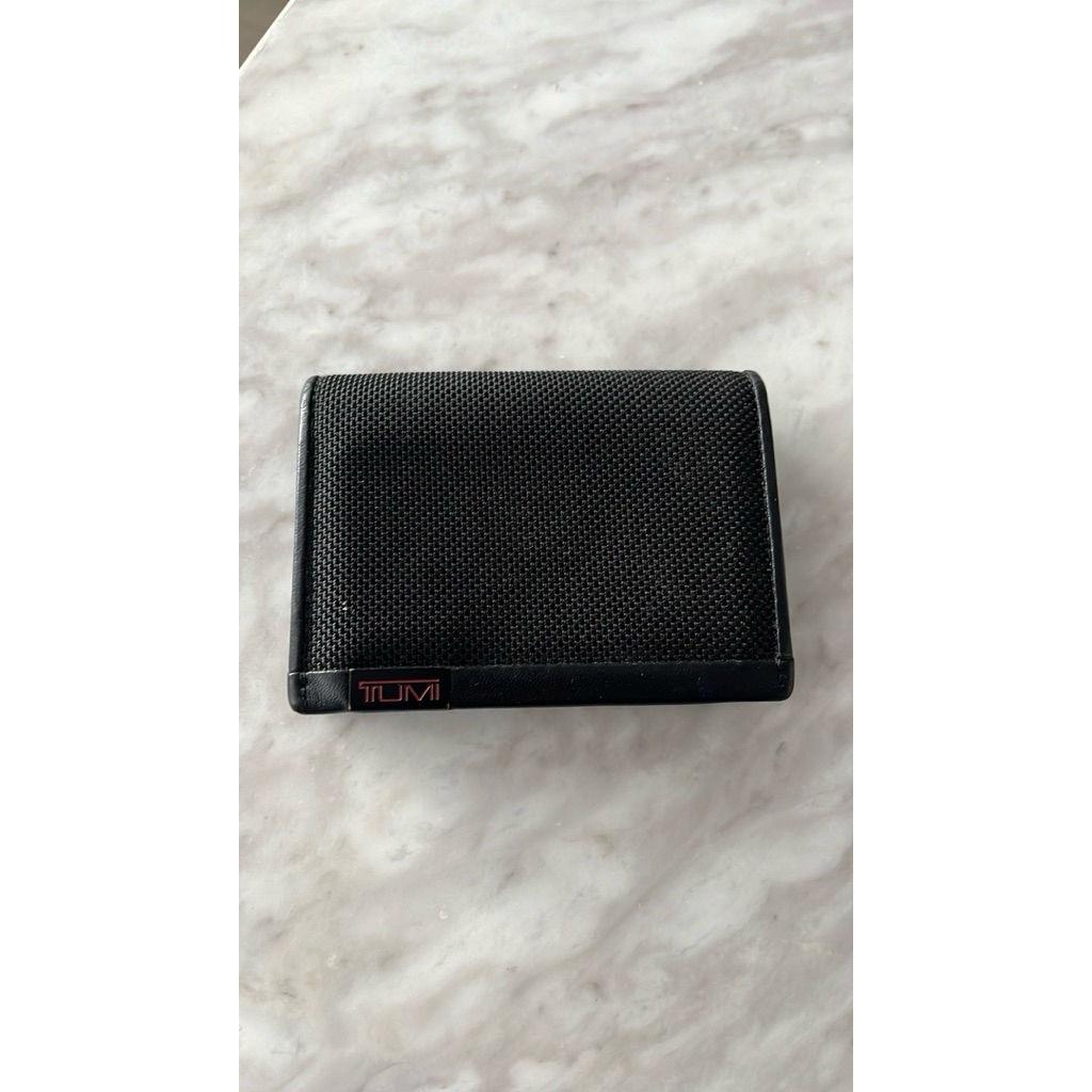 TUMI ALPHA CARD CASE  - 100% Original - WORN