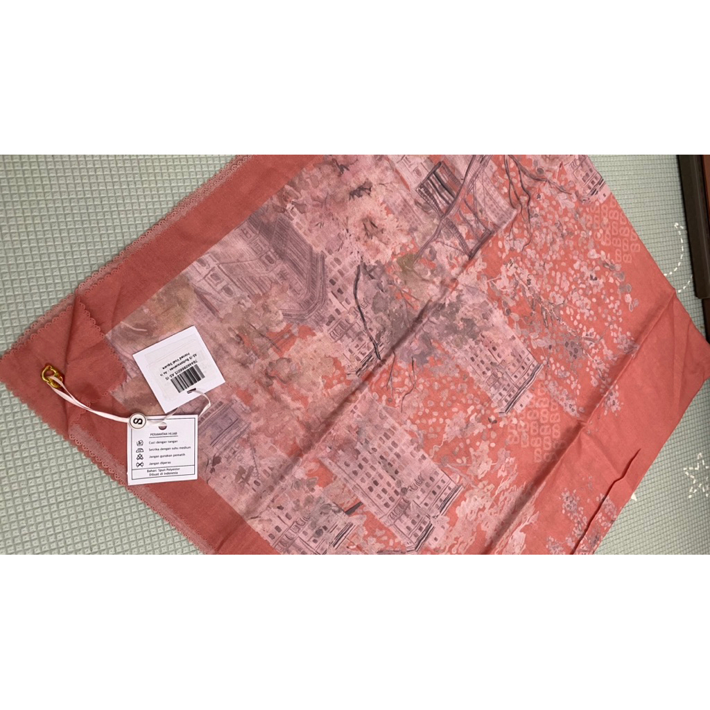 New as is buttonscarves new york nomad