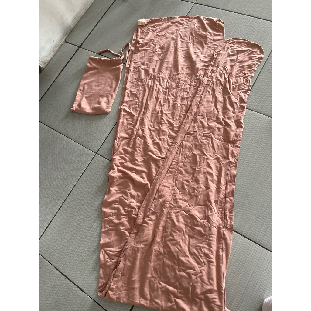 preloved gendongan anak mikhadou