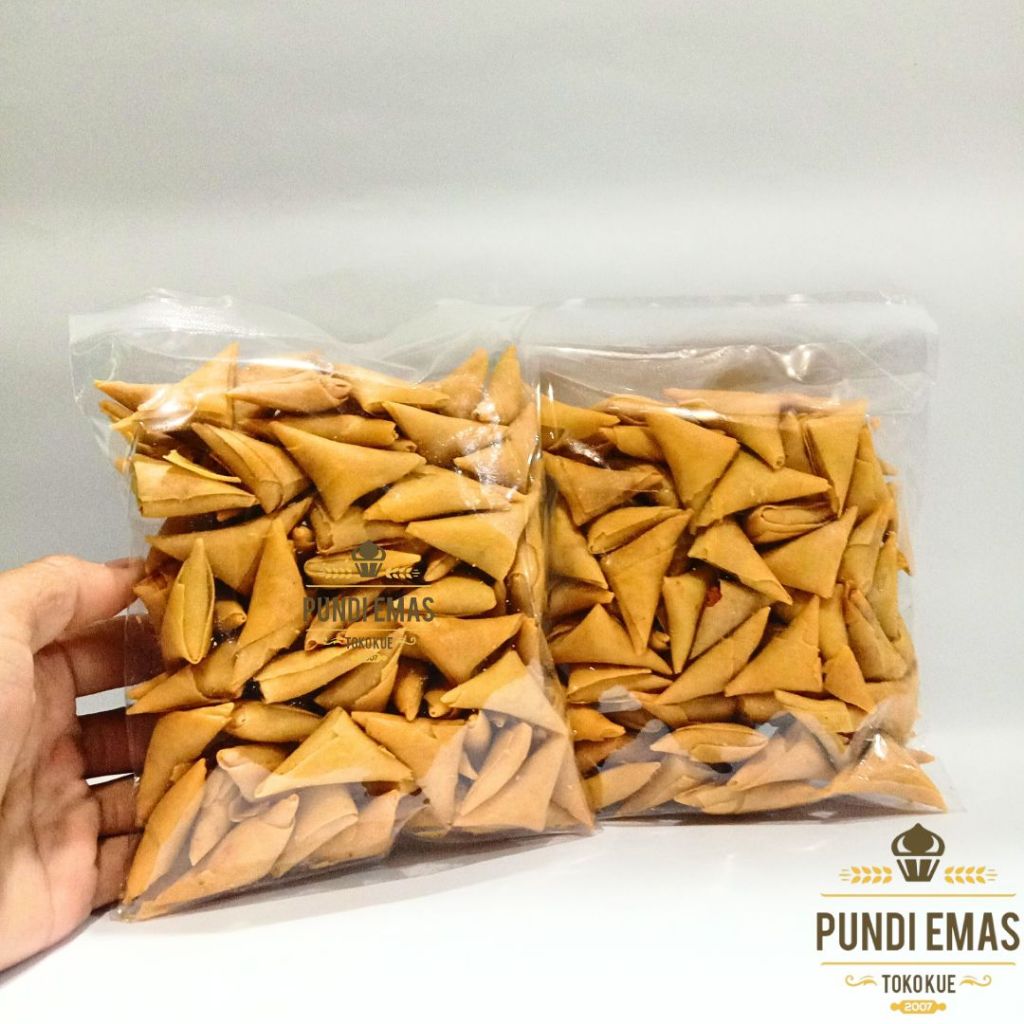 Samosa Kering Isi Abon Ayam Samosa Abon Samosa Segitiga 250 Gram