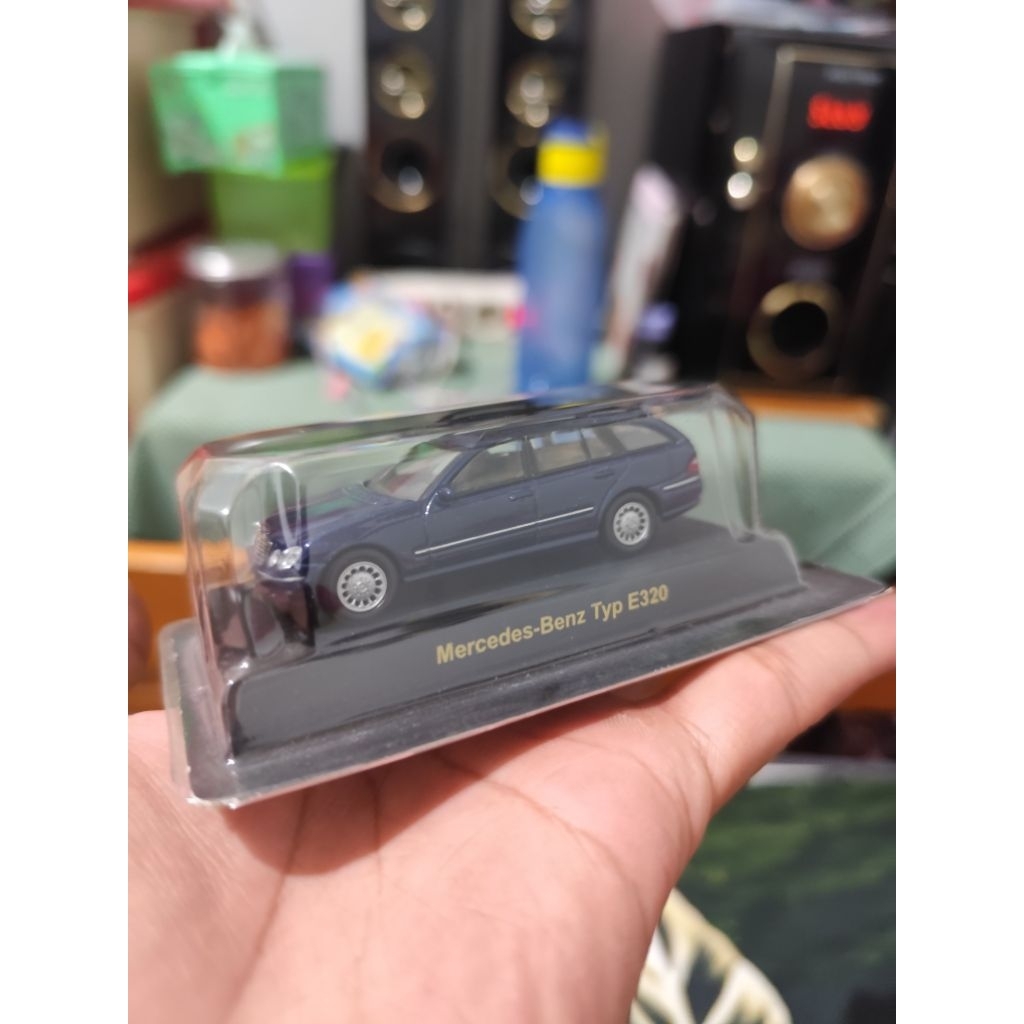 kyosho mercedes e320 wagon