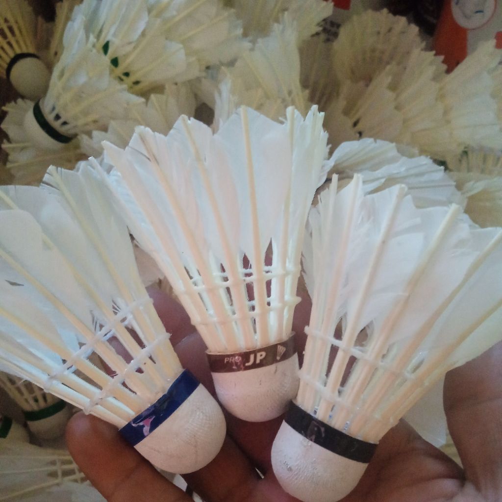 shuttlecock bekas 99%