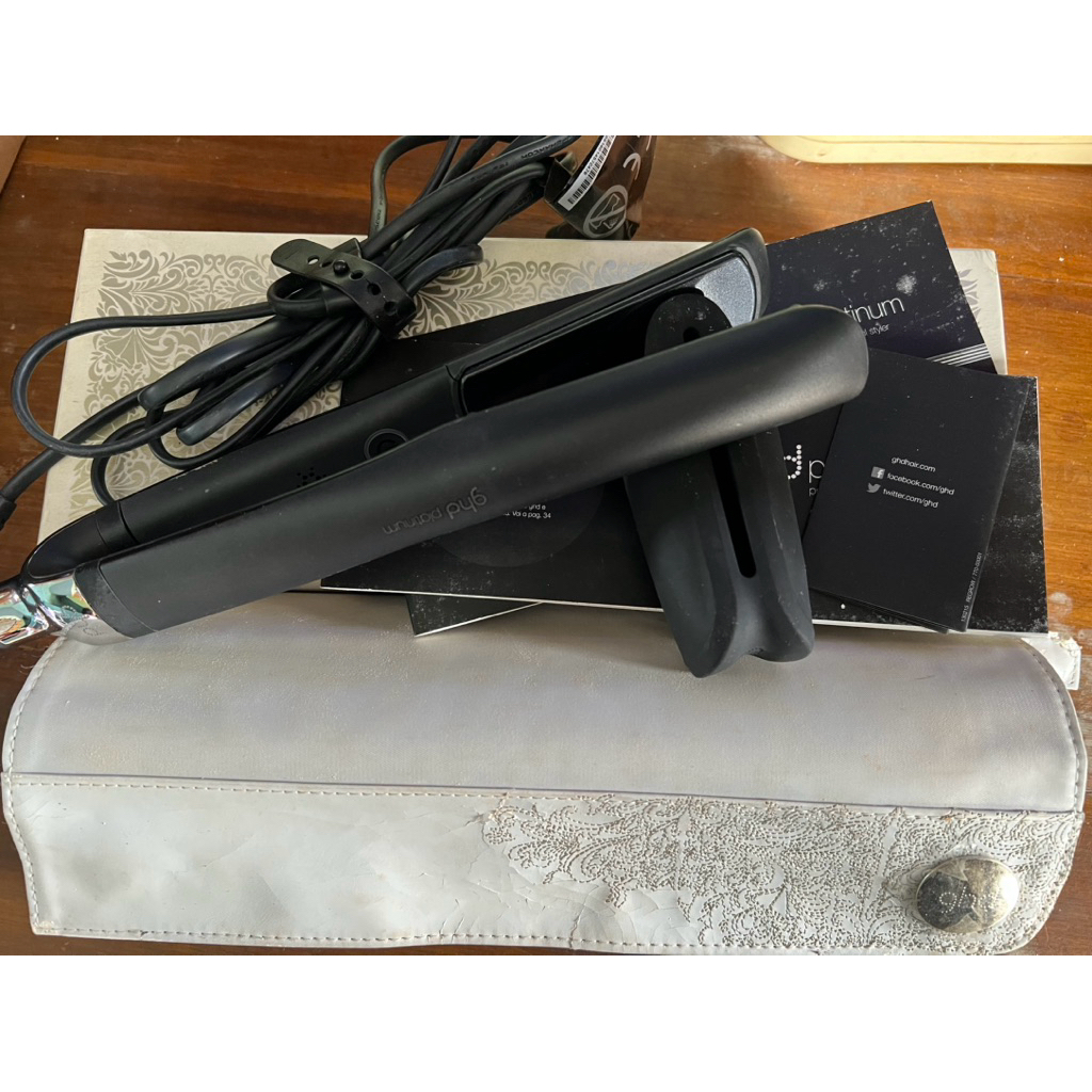 Preloved ghd platinum gift set
