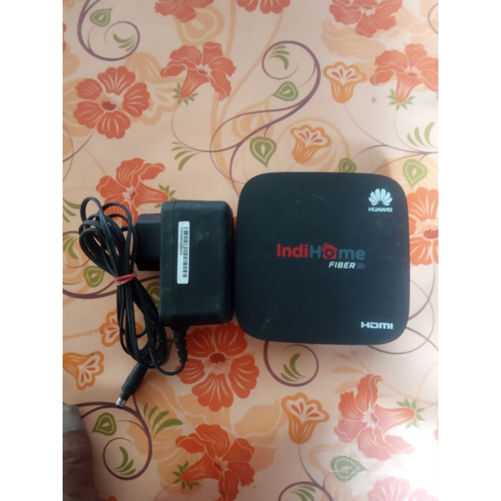 STB huawei EC6108V9 MADE IN CHINA