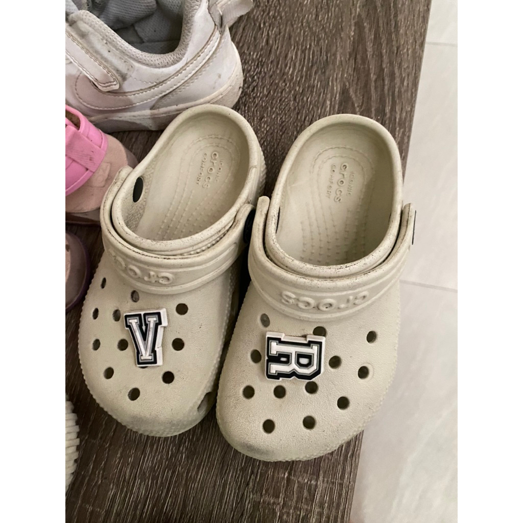 preloved crocs original
