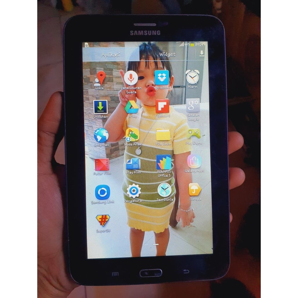 Unit Tablet Samsung Tab 3 Lite T111 3G Hidup Minus Touchsreen