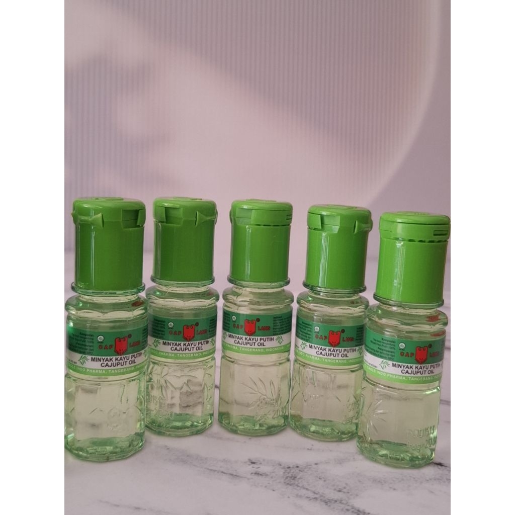 Minyak Kayu Putih Cap Lang 15 ml / Minyak Kayu Putih Cap Lang 30 ml