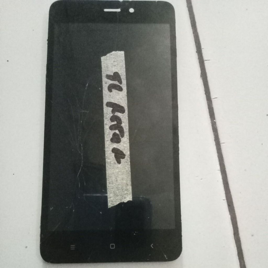 lcd ts redmi 4a tompel ts retak copotan