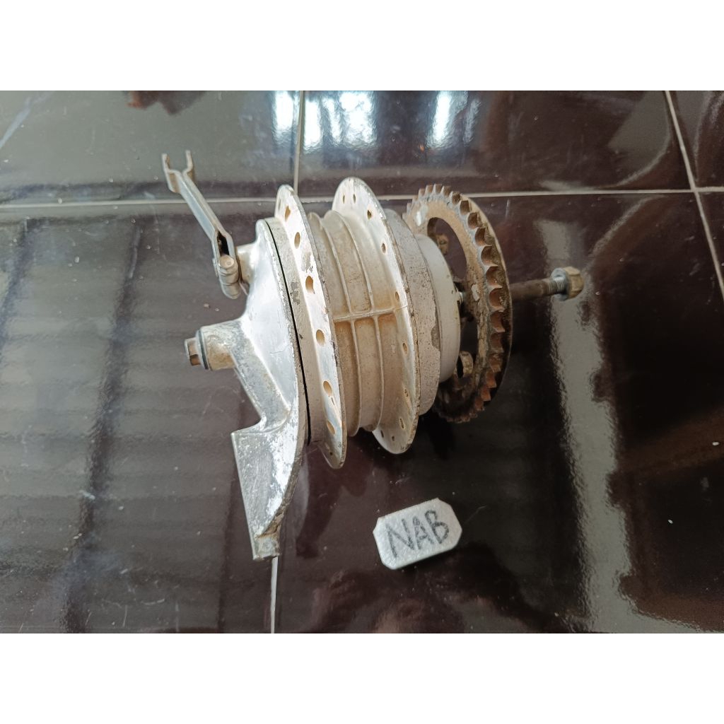 tromol belakang mp mono mega pro mono ori lepasan set