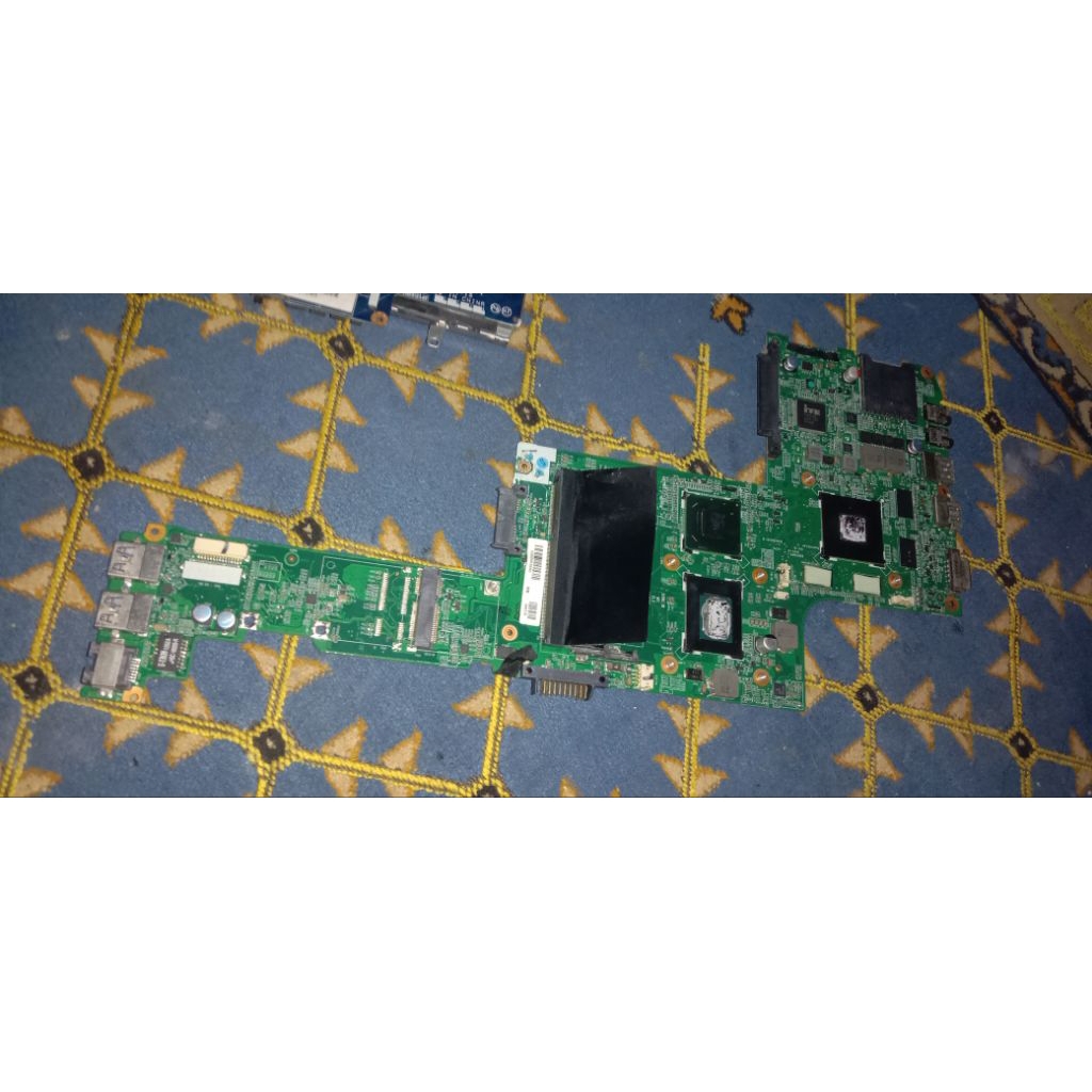 Mobo laptop borongan toshiba p840 Dell total 4 pcs