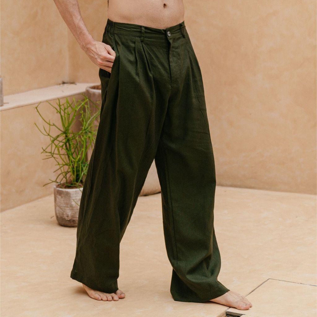 REMEDY Celana Panjang Baggy Berkancing Linen Pria Warna Hijau Army – Army Green Miles Baggy Linen Pa