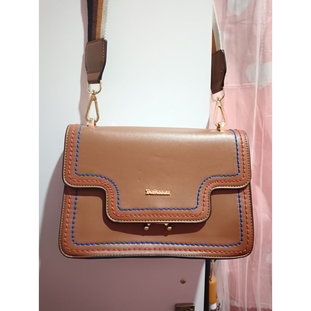 Tas Selempang Original Belleza (Preloved)