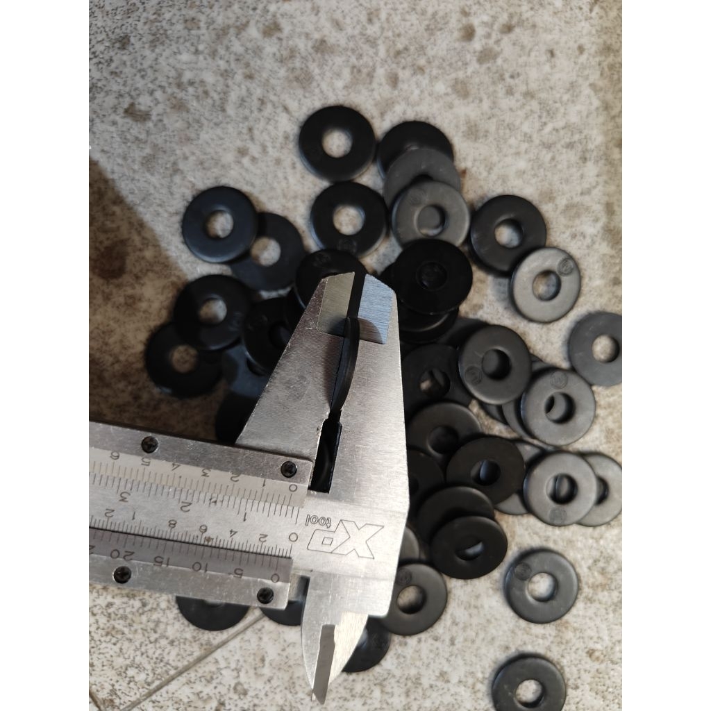 ring plat baja m6 tebal 2mm diameter luar 18mm lebar dan tebal baja 8.8 / ring plat baja m6 tebal / 