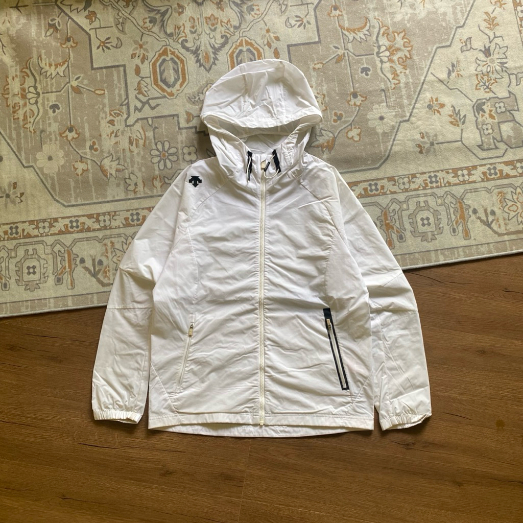 descente running jacket