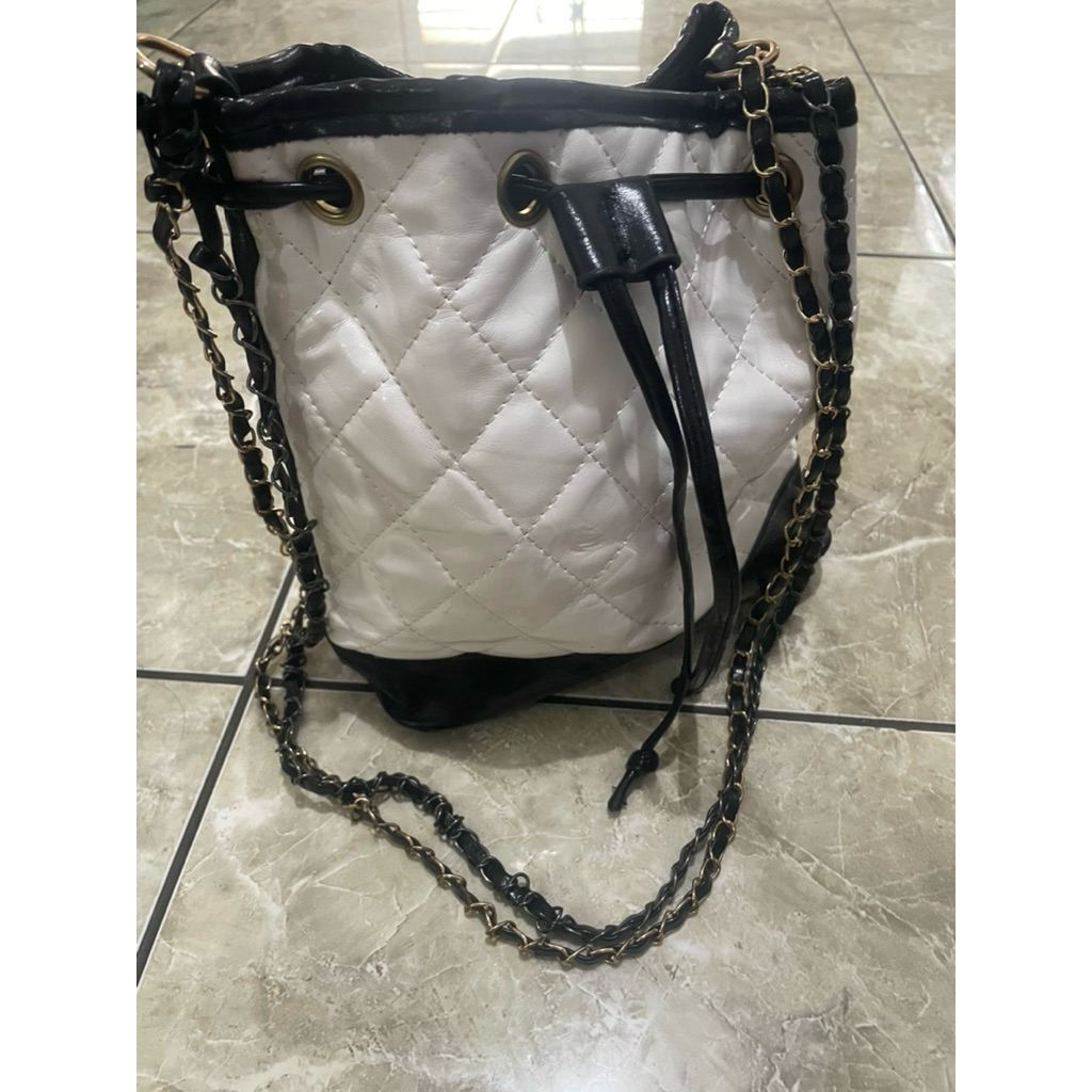 sling bag rantai serut wanita  tebal