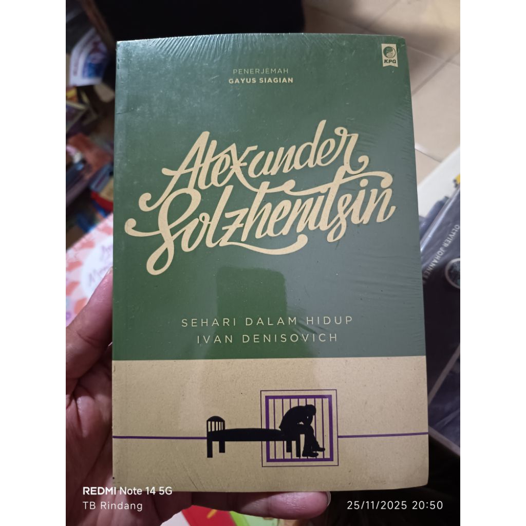 SEHARI DALAM HIDUP IVAN DENISOVICH. ALEXANDER SOLZHENITSIN. SASTRA DUNIA KPG. novel. promo