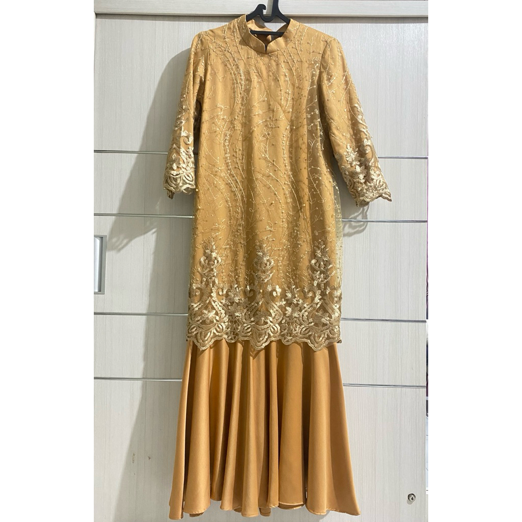 Dress/gamis model duyung
