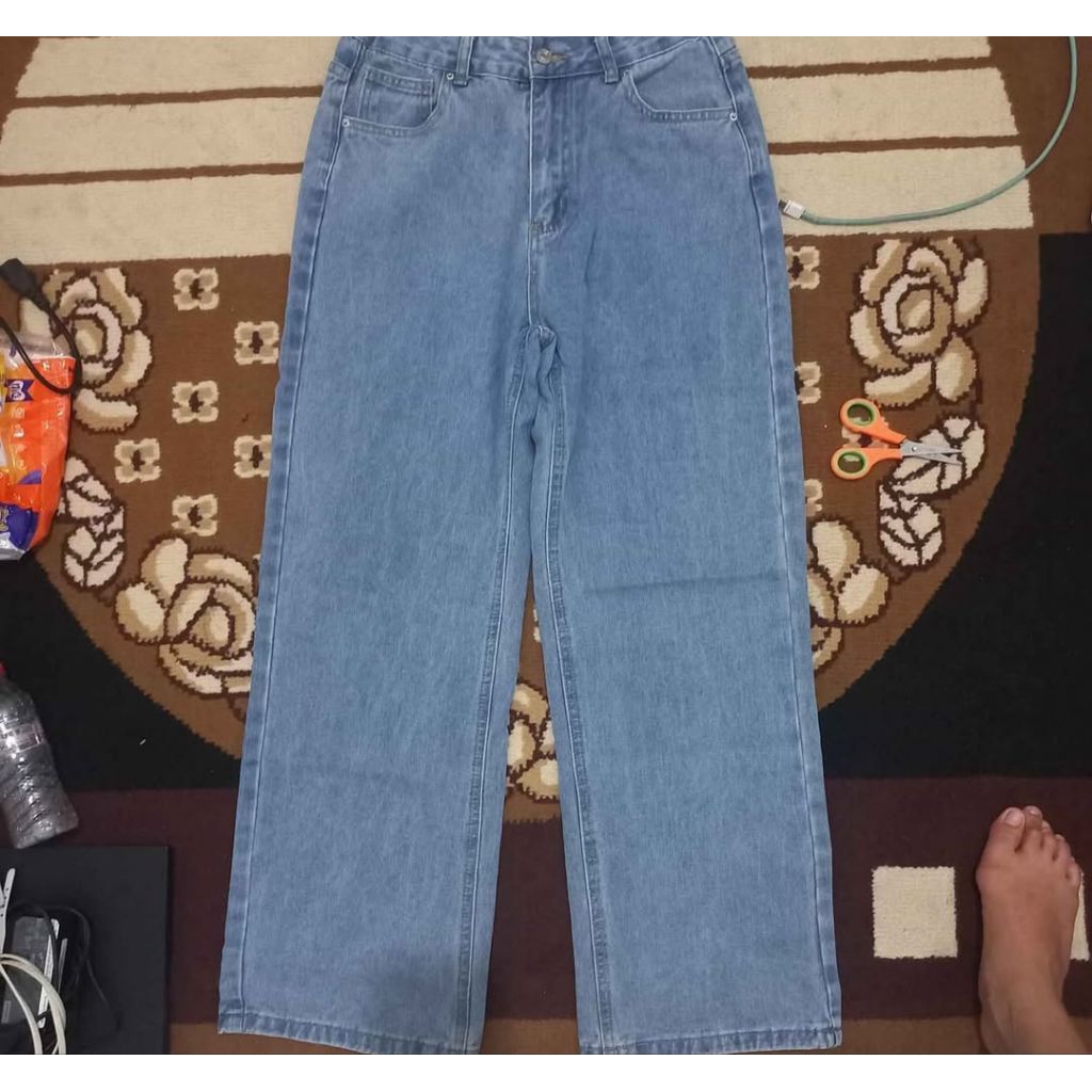 Celana Lulu Jeans