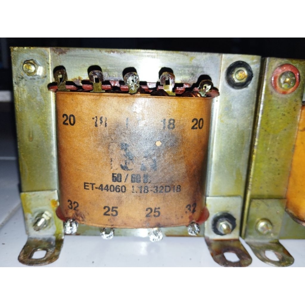 Trafo besar ERA original 15 A CT 32 v