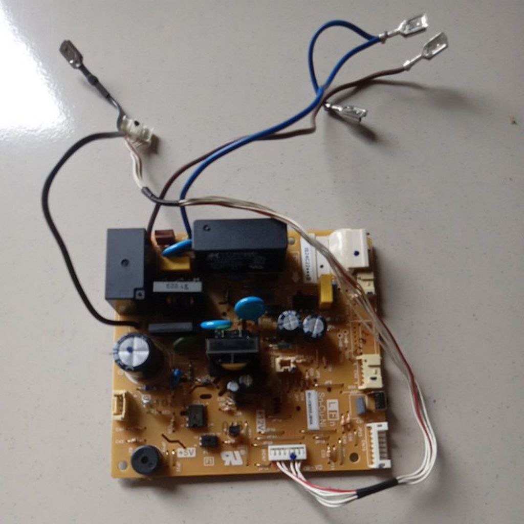 Modul PCB indoor AC merk Sharp R32 QPWBFB792JBZZ
