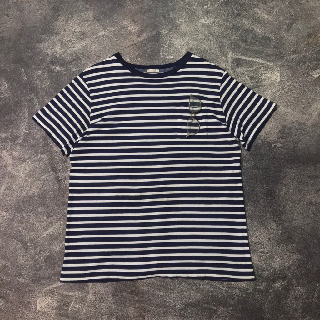 KAOS GU STRIPE POCKET UNISEX SECOND