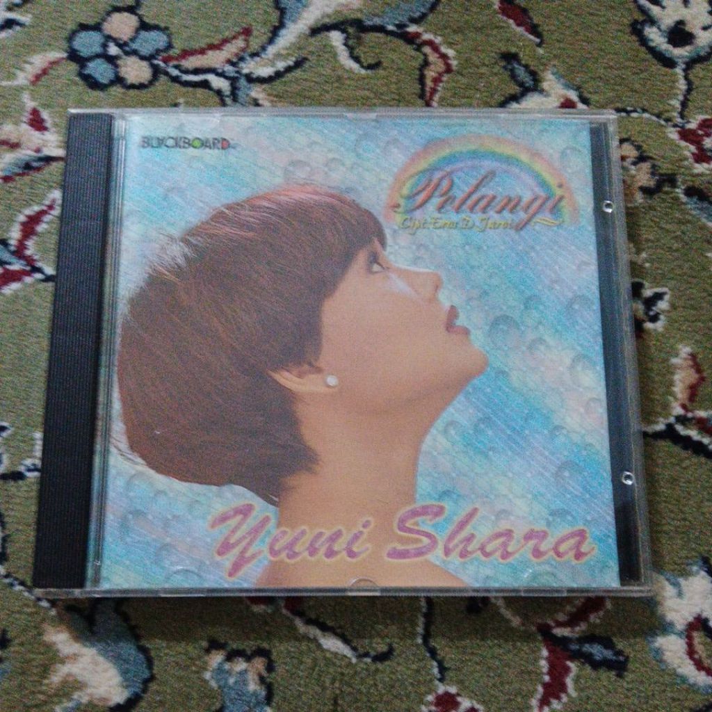 CD YUNI SHARA - Pelangi ( RARE )