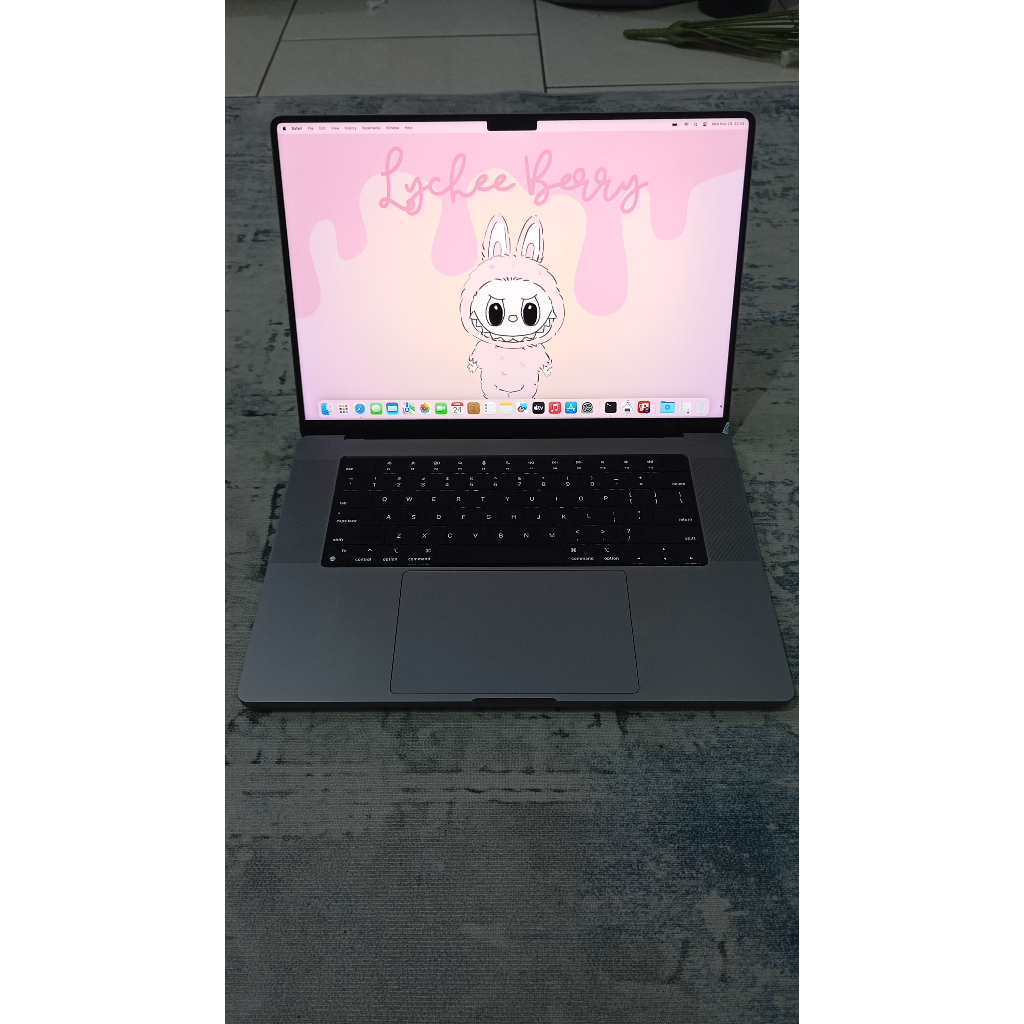 MacBook Pro 16" 2021 —  M1 PRO / 16GB / 512GB