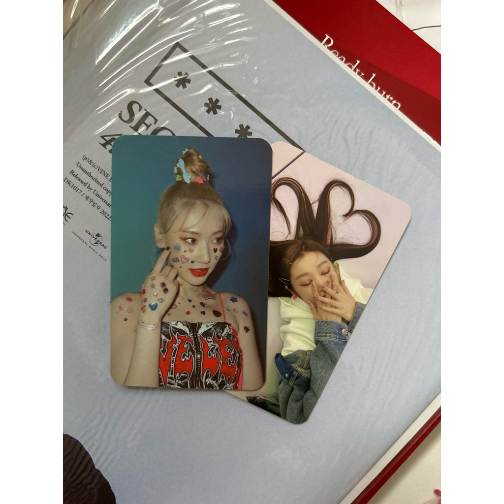 PHOTOCARD JINNY STICKER LEA HEART SECRET NUMBER WHO DIS