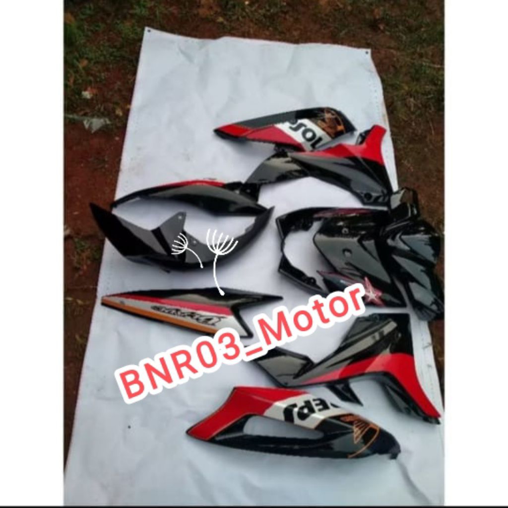 Cover Body Halus Honda Blade Lama 110cc Hitam Plus Striping