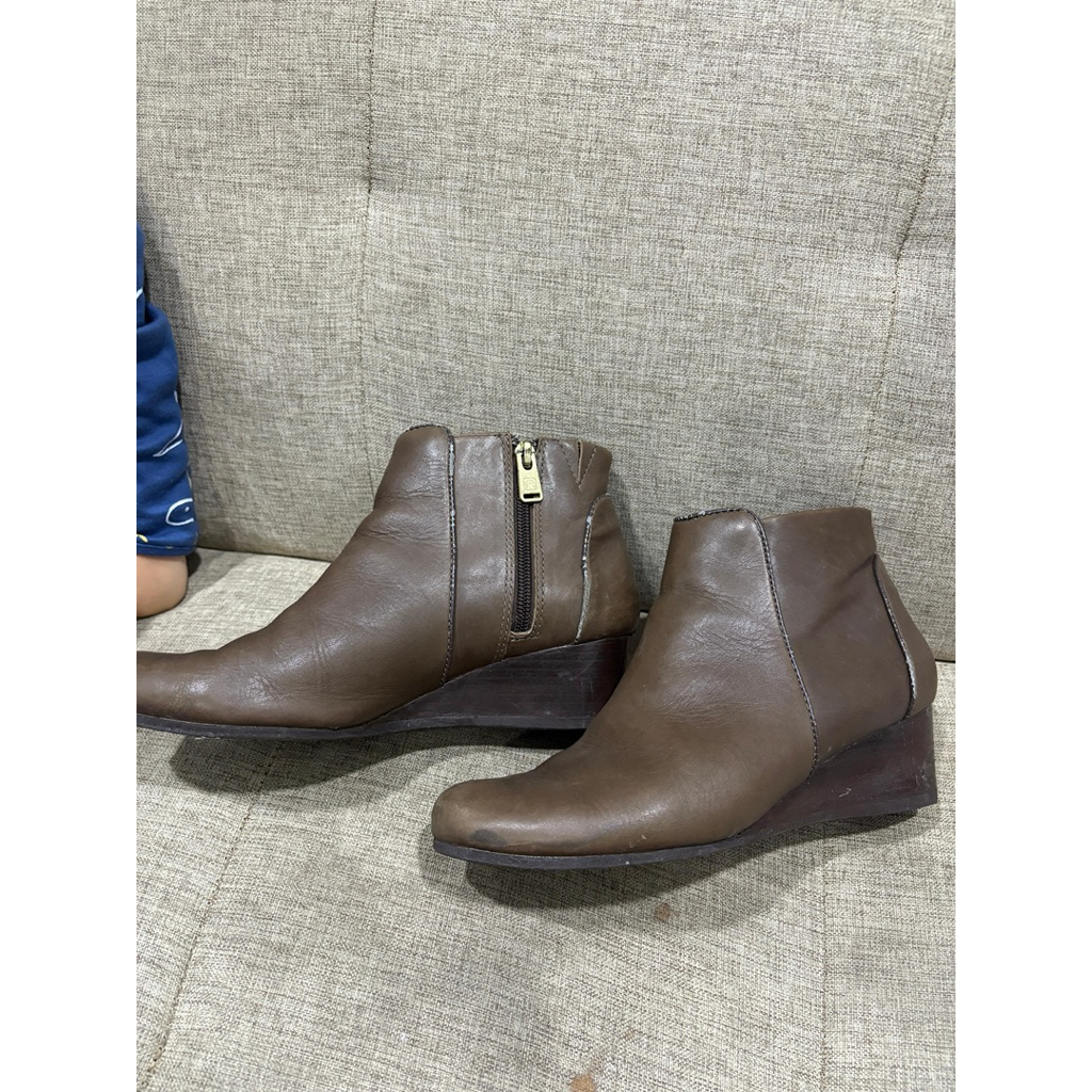 preloved rockport boots 38