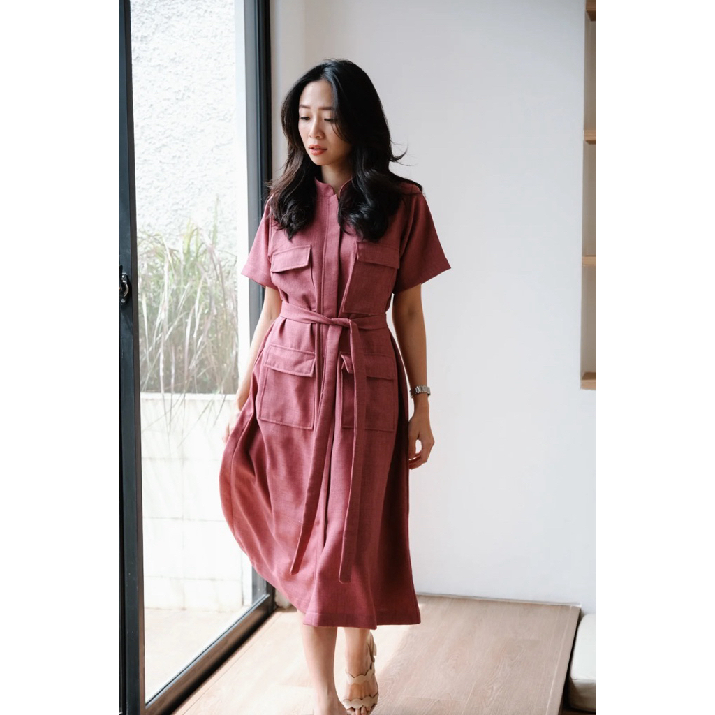 Preloved Maven Gabrielle Dress sleeve