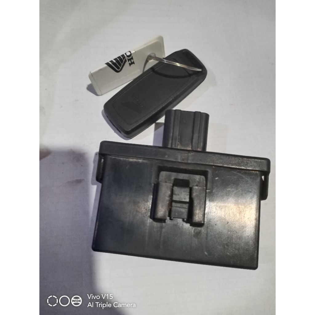 scu vario 160 scoopy new 2022-2023 original remot 1