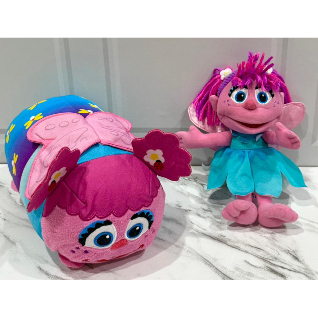 Boneka Plushie Abby Cadabby Sesame Street Hasbro & Bantal Abby Seri 50 Years Sesame Street