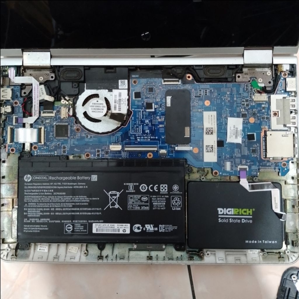 mainboard Mobo laptop Hp Pavilion x360 Convertible intel core i3-7100U/RAM 4GB DDR4