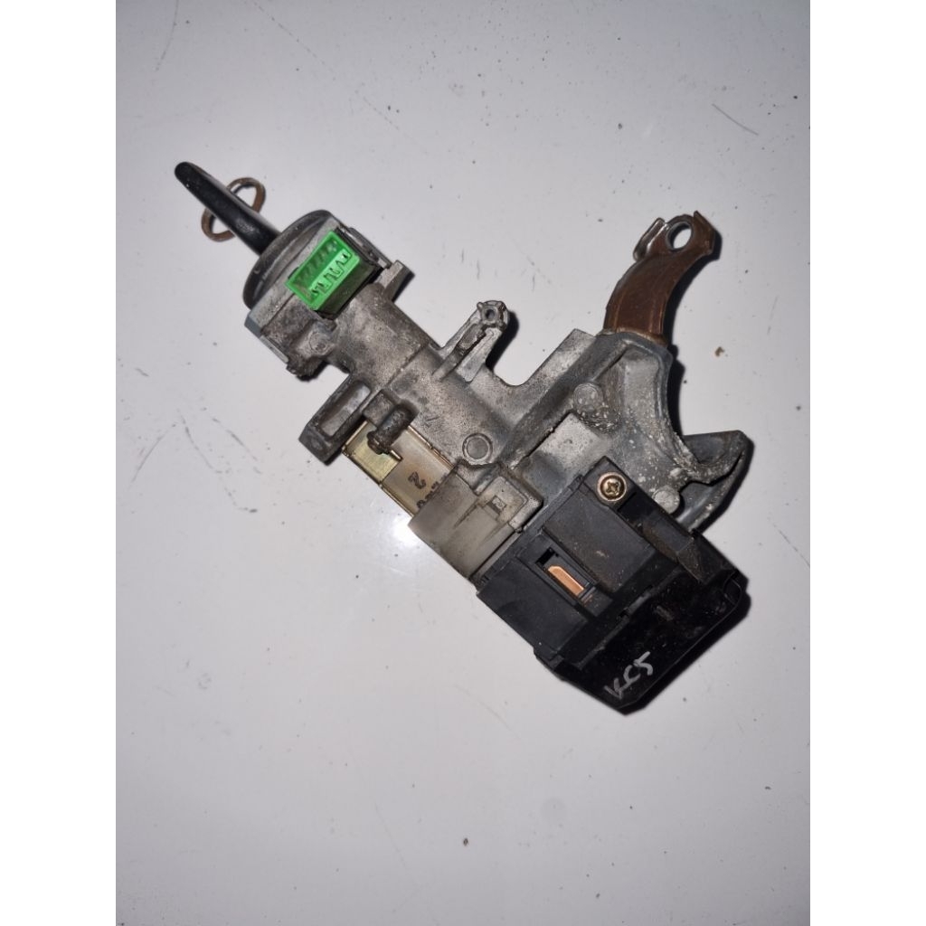 Rumah kunci kontak honda crv gen 2