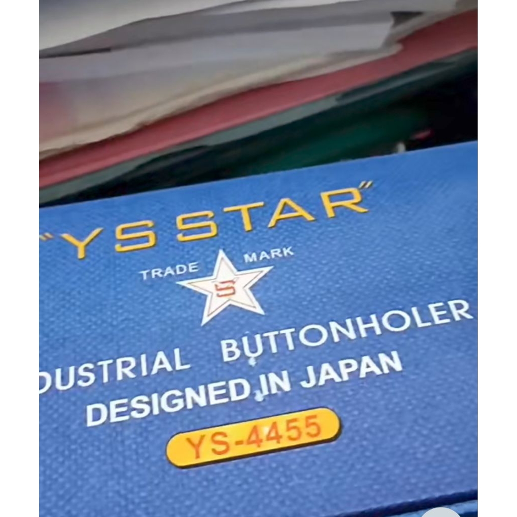 YS STAR YS-4455 Sepatu Pelubang Kancing dus biru dan Merah