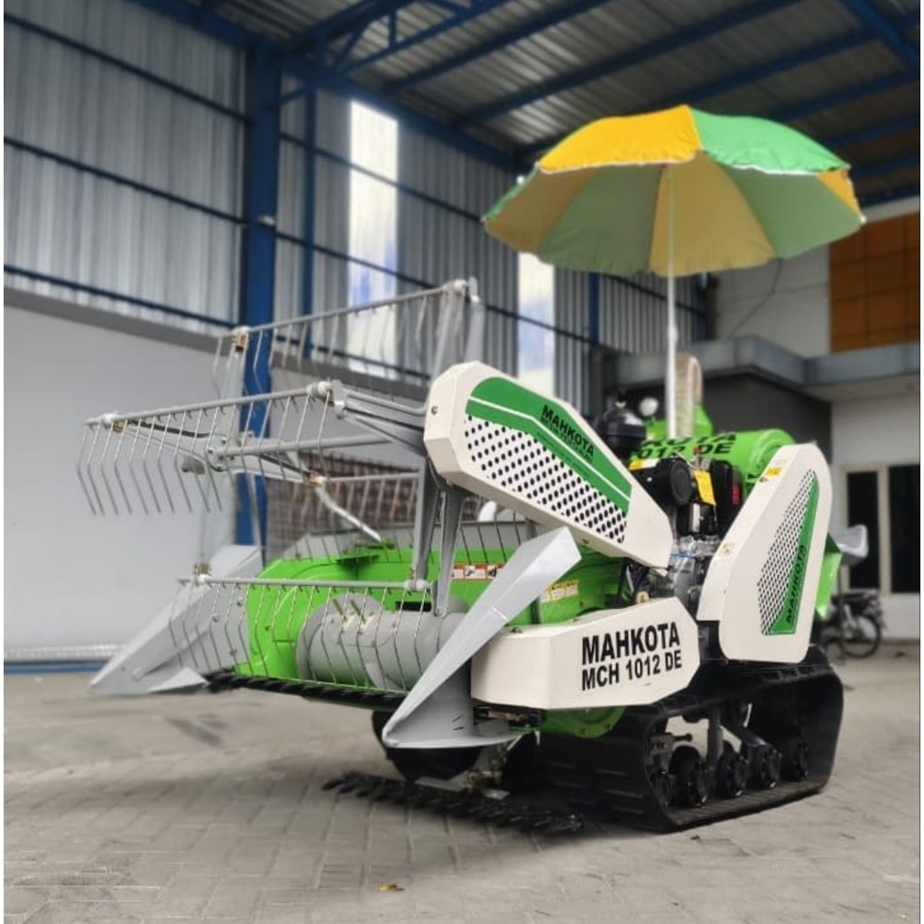 Combine Mahkota Alat Panen Padi Perontok Padi Langsung masuk karung