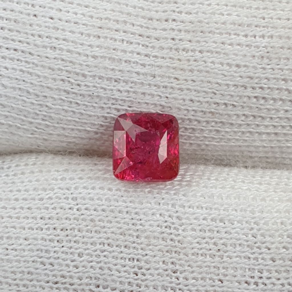 Natural Ruby no heated 1.10 crt