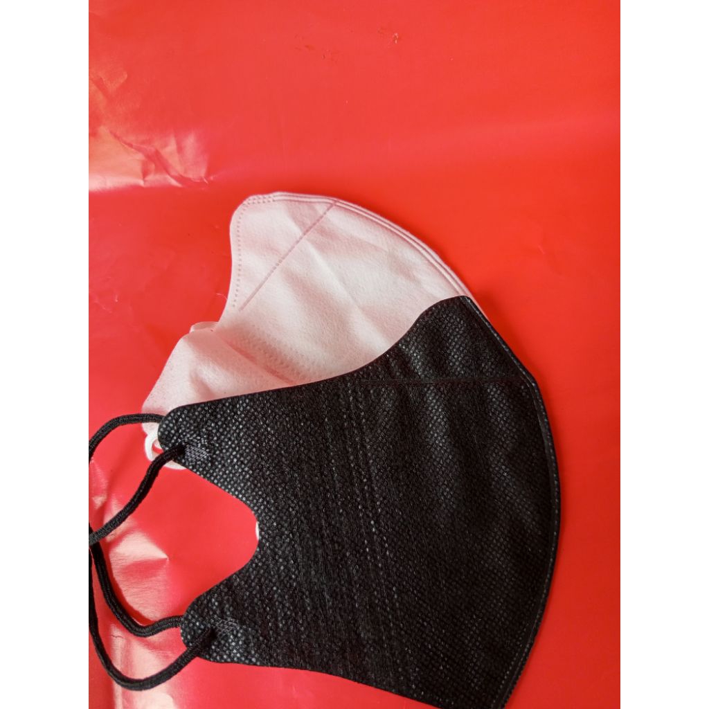 MASKER DUCKBILL WARNA HITAM DAN PUTIH