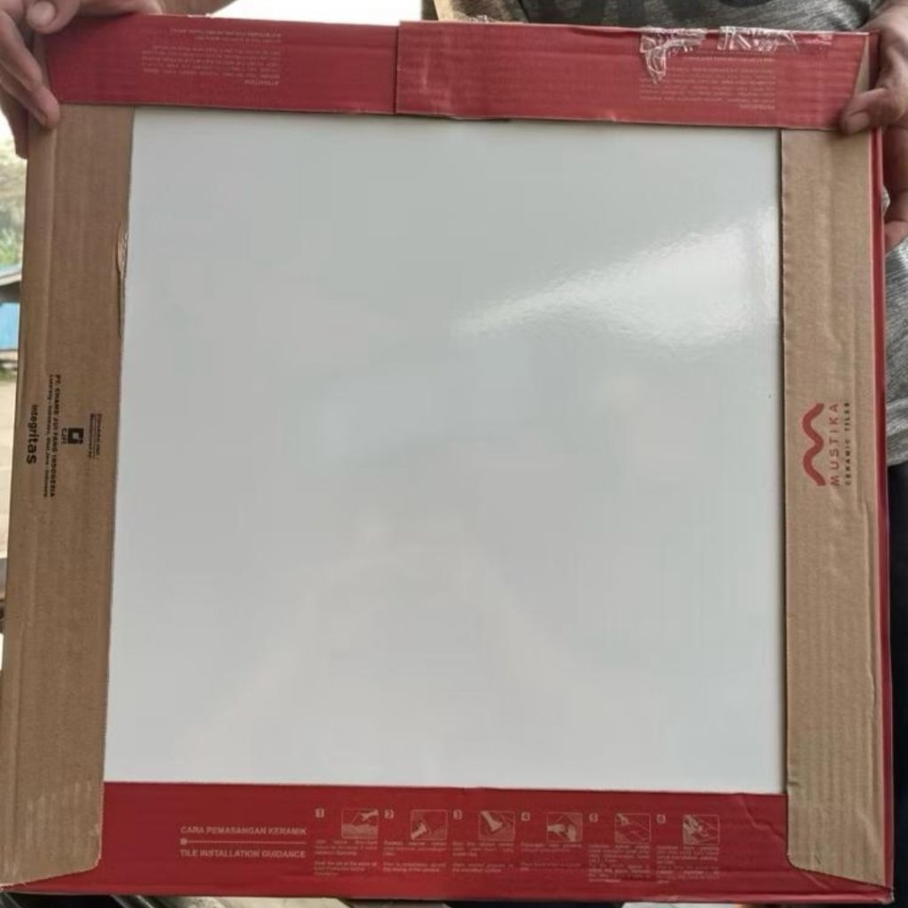 Keramik lantai 50x50 putih polos mustika