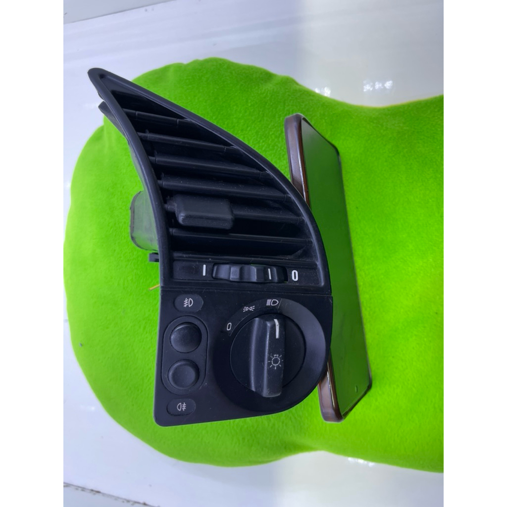 Sakrar Lampu depan BMW E46